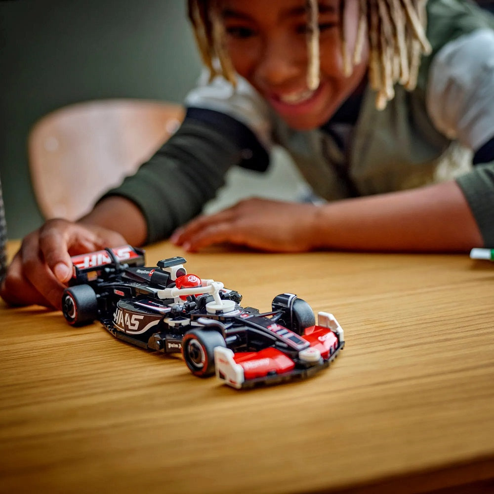 Lego Speed Champions MoneyGram Haas F1 Team VF-24