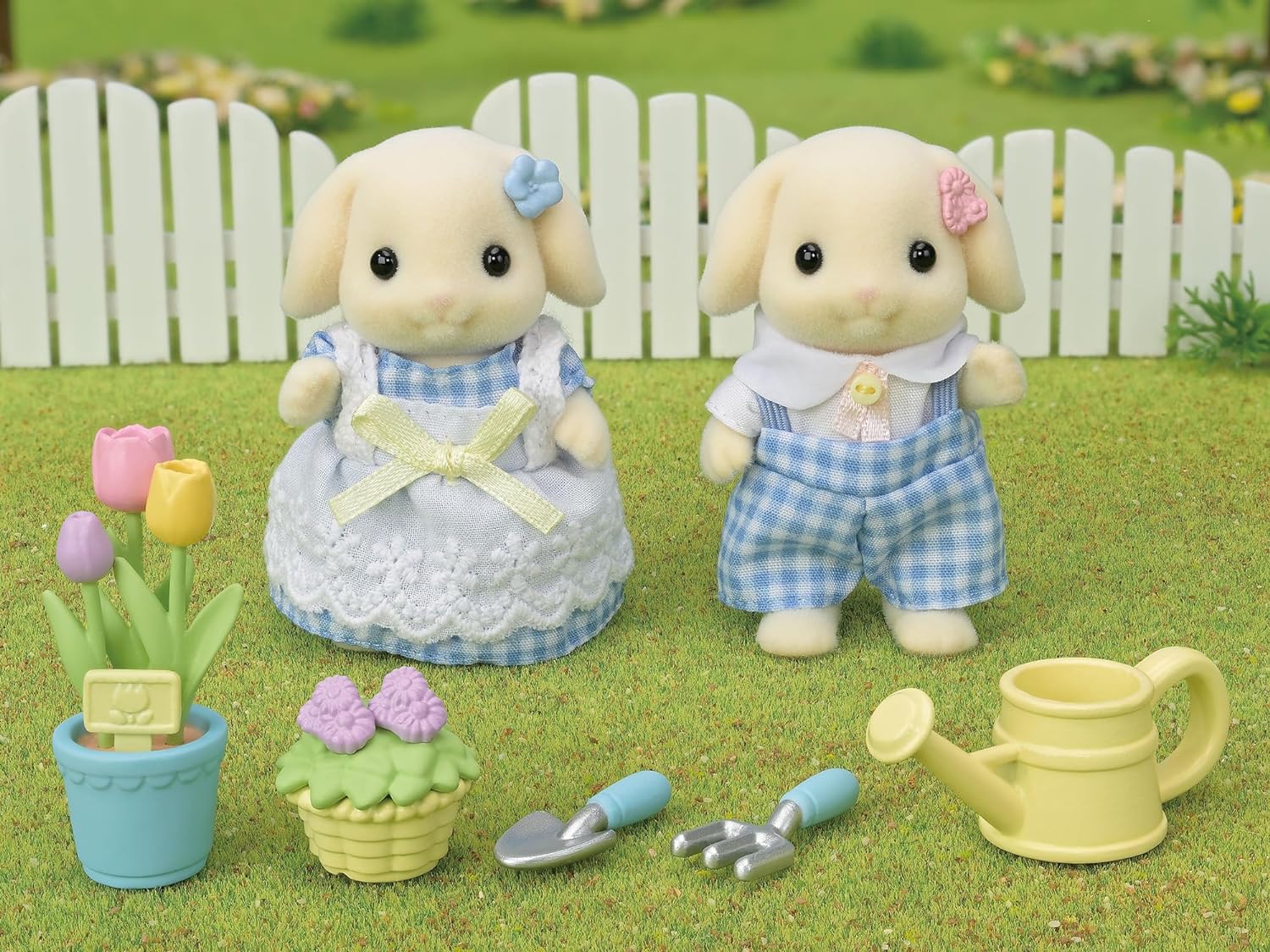 Sylvanian Families Conjunto Jardinagem Irmãos Coelho Floral - Epoch