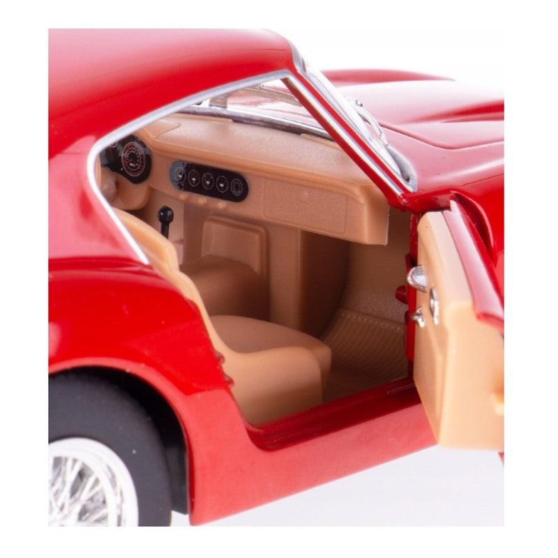 Ferrari 250 GT Berlinetta Passo Corto 1:24 - Bburago