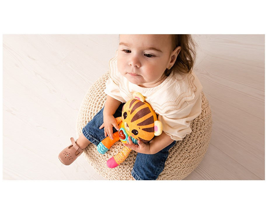 Pelúcia Musical Infantil Amigos Saudáveis Luz e Som - Shiny Toys