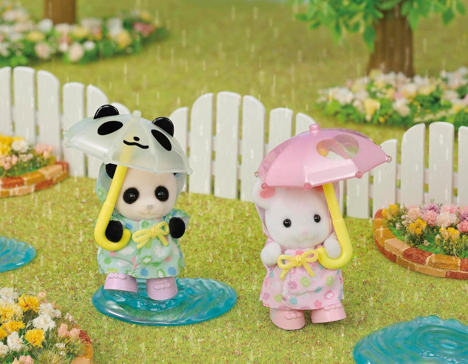 Sylvanian Families Amigos do Jardim da Infância - Caminhando na Chuva
