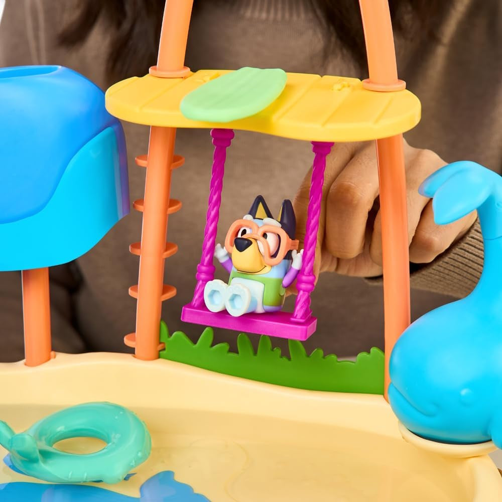 Playset Parque Aquático Ilha da Baleia Bluey - Candide