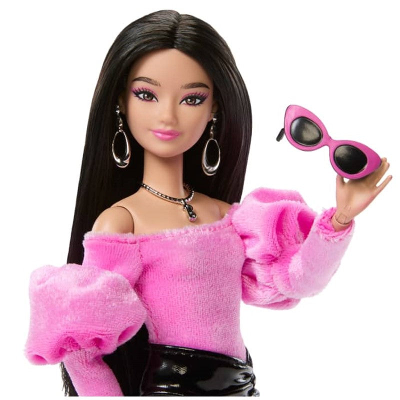 Barbie Style Deluxe com Blusa Rosa e Saia Cintilante - Mattel