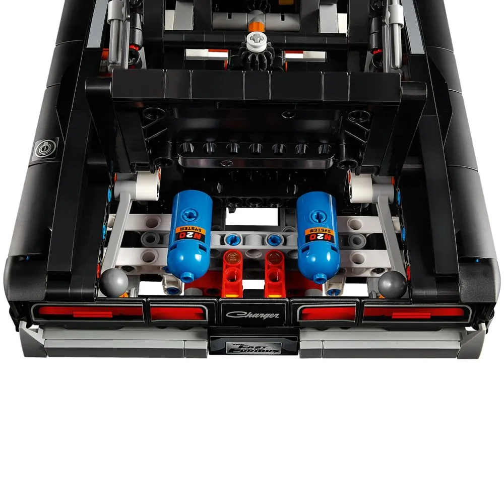 Lego Technic Velozes e Furiosos: Dodge Charger R/T - 42231