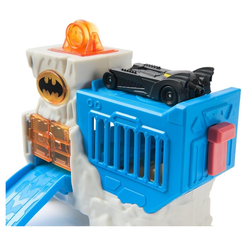 Playset Mini Batcaverna com Pista e Batmovel - Sunny