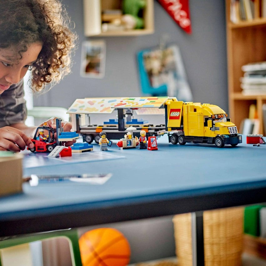 Lego City Caminhão de Entrega Amarelo - 60440