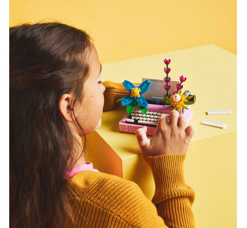 Lego Creator 3 em 1 - Máquina de Escrever com Flores 31169