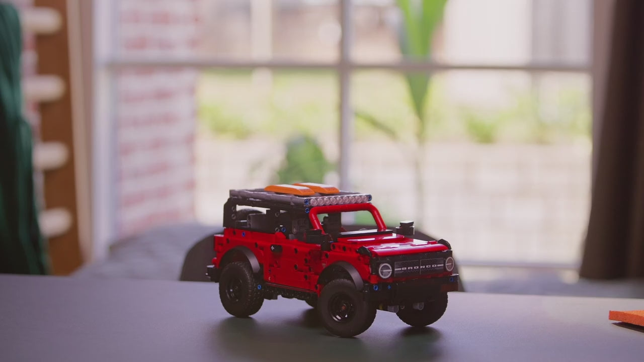 Lego Technic SUV Ford Bronco - 42213