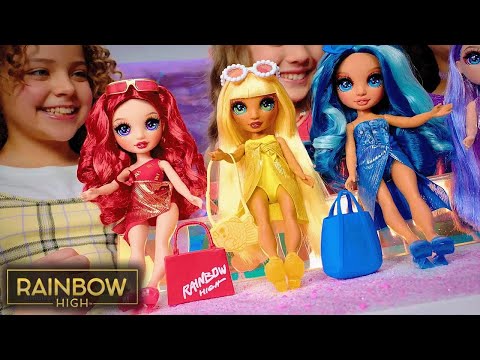 Boneca Rainbow High Swim & Style Violet 27cm