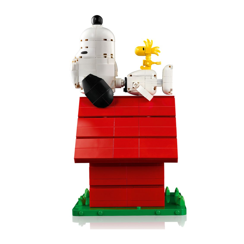 Lego Ideas Peanuts A Casinha do Snoopy - 21368