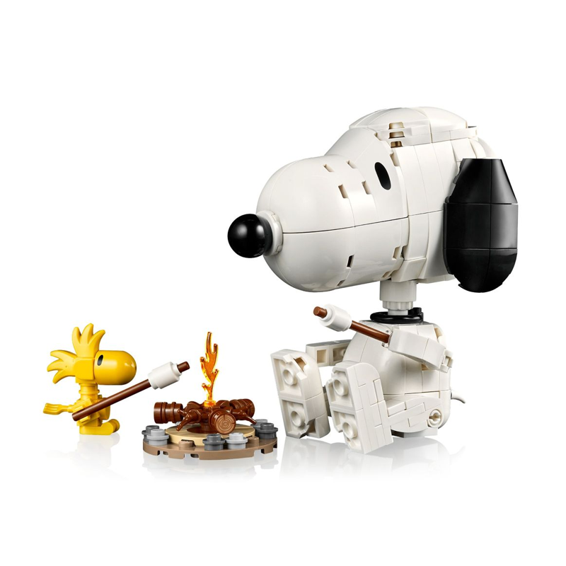 Lego Ideas Peanuts A Casinha do Snoopy - 21368